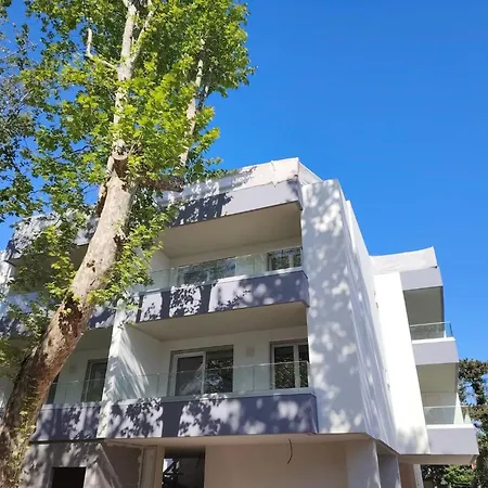 Stylish Flat With Terrace For Your In Bibione