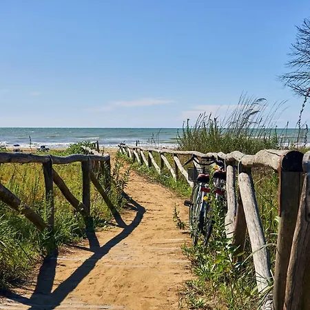 Stylish Flat With Terrace For Your In * Bibione